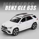 1/32 skaalaga Benz AMG GLE 63S maastur m&auml;nguauto, sulamist survevalu tagasit&otilde;mmatav automudel koos valguse ja heliga m&auml;ngus&otilde;idukitega poistele 1/32-15.4x6.8x6cm valge