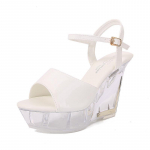 Naiste Crystal Wedge Kingad Wedge 10cm &ouml;&ouml;klubi K&otilde;rged kontsad Sandaalid Kingad Catwalk Pole Tantsukingad Crystal Bottom LFD-1101-A33 34 valge