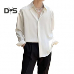 Meeste kevads&uuml;gises s&auml;rk lahtik&auml;iva kraega avara &uuml;herealise pikkade varrukatega, puhast v&auml;rvi keskmise pikkusega, noor ametliku stiiliga kontor klubi pidulik top M must