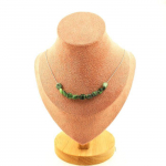 Pierres et Min&eacute;raux. Collier 10 perles Epidote de Myanmar (Birmanie). Chaine en acier Collier femmes, hommes. Taille personnalisabl