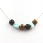 Pierres et Min&eacute;raux. Collier perles bois + Lave + Larimar de R&eacute;publique Dominicaine 8 mm Chaine en acier inoxydable.
