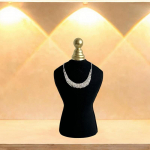 Kaelakee esitlusstend Keti riiul Mitmeotstarbeline Eraldiseisev Elegantne Ehteprop must