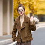 Retro karusnahaga integreeritud imitatsioon lambavillast mootorr&otilde;ivad naiste talvine uus paksendatud l&uuml;hike mantel XL