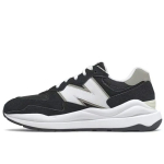 New Balance 57/40 mustad valged unisex tossud M5740CB 37
