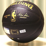 Spalding NBA meeskonnav&auml;rvide seeria korvpall
