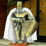 Keskaegne kantav Knight Crusader Halloweeni kost&uuml;&uuml;mi koopia
