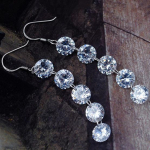 Naised Pruudi Elegant 5 Rhinestones Pikad Rippuvad Tutid Haakk&otilde;rvar&otilde;ngad Ehted
