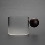 Klaasist viskiveinitops puidust k&auml;epidemega Kontori v&auml;ike teetass K&auml;sitsi valmistatud kruus Joogin&otilde;ud