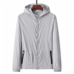 P&auml;ikesekaitseriided meestele suvel Kerged ja hingava nahaga riided Kapuutsiga jope P&auml;ikesekaitseriided &otilde;ues tuulejope XXXXL