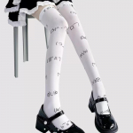 Valge grafiti kirjatr&uuml;kk Pikad sokid Harajuku &Uuml;le p&otilde;lve Reie K&otilde;rged Sukad Cosplay Armsad Sokid Kawaii One Size valge