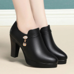 Naiste teravatipulised k&otilde;rged kontsad kevadel ja s&uuml;gisel Uued naiste kingad Mood Deep Mouth Pehmest nahast kontsad &Uuml;ksikud kingad kontoris emale 34