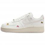 Nike Air Force 1 Low Hobuseaasta Naiste Tossud Kreemjas Sail Phantom-Phantom-Team-Crimson-Hydrogen-Blue-Peony IQ1143-100 38.5