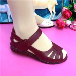 Uued Hollows Out Sandaalid Korean Cross Casual Rooma naiste kingad keskealistele 35
