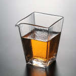 Kuumuskindel klaasist piimakann kohvin&otilde;ude tarvikute tass Creative Lihtne kandiline teekann L&auml;bipaistev kontori teetassi teen&otilde;u Glass