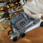 L&auml;&auml;ne stiilis litriga k&auml;ekott naistele, moekas ja trendikas &uuml;hekordne &otilde;lakott naistele, mitmek&uuml;lgne teemant-inkrusteeritud crossbody-kott must