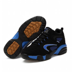 Suures suuruses meeste jalan&otilde;ud, mugavad, libisemiskindlad, vastupidavad n&ouml;&ouml;riga spordijalatsid, sobivad meeste v&auml;litegevusteks 44