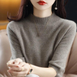 Tellige suurem, kevad/suvi l&uuml;hikeste varrukatega sviiter Naiste poolkaelusega l&uuml;hike avara poolvarrukaga T-s&auml;rk Mitmek&uuml;lgne kootud alumine s&auml;rk L