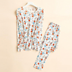 Tangge siidist s&uuml;gis/talvine soojatr&uuml;kiga kootud aluspesu komplekt M