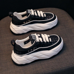 Vabaaja Naiste Kingade Trend 2025 Platvormil Peegel Luksuslik Robustne Disainer Mood Naiste Kingad Kuum Pakkumine &Scaron;iki Elegantse Valgega 40