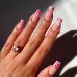 24 tk/komplekt Quick Nails Pikad armsad lillelised kunstnaelad kleebis kantav veekindel manik&uuml;&uuml;r viimistletud k&uuml;&uuml;ned