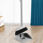 Majapidamises kokkupandav hammastega seisev luud Plastikust pehme juukseharja tolmulapi komplekt