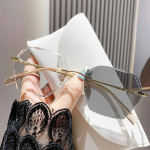 Teemantl&otilde;ikelised fotokroomsed l&uuml;hin&auml;gelikkusprillid naistele Maagilised v&auml;rvimuutused l&auml;hedal n&auml;gemise prillid V&auml;listingimustes kasutatavad optilised prillid kuni -4.0 -1.5