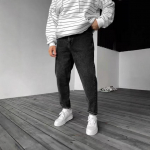 Meeste &uuml;hev&auml;rvilised vabaaja teksap&uuml;ksid L must