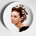 Audrey Hepburn Kaunistus Kaunistus Seinale Riputatav Taldrik Seinakeraamiline Ketas Kodune K&auml;sit&ouml;&ouml;plaat Foto Taldrikud 6 inch punane
