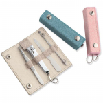 4 TK v&otilde;tmehoidja manik&uuml;&uuml;ri komplekt Varbak&uuml;&uuml;si l&otilde;ikamine Protable varbak&uuml;&uuml;nte l&otilde;ikamiseks m&otilde;eldud viilikomplekt &uuml;mbrisega roostevabast terasest l&otilde;ikuriga pintsett. roosa