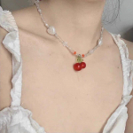 Y2K punase kirsi s&uuml;dame helmestega kaelakee naiste Boho helmed kirsi ripatsikaelakeed vanaaegsed ebaregulaarsed Egirl kaelakeed