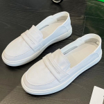 Suvised madalad vabaajajalatsid valged kingad naturaalsest nahast madalad kingad rasedatele kingad meditsiini&otilde;de peale libistatavad kingad pehmed mokassiinid igap&auml;evased s&otilde;idu kingad 38 valge