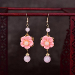 Rahvuslikus stiilis kaltsedoni lilledega k&otilde;rvar&otilde;ngad v&otilde;luvad ehted 925 h&otilde;bedast aksessuaarid isetegemine, naturaalne roosa jade amulett, kingib naisele roosa