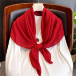 Naiste kevad- ja s&uuml;gis&uuml;hev&auml;rviline &otilde;huke p&auml;ikesekaitsega peapael, retro-elegantne sall 90*90