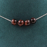Pierres et Min&eacute;raux. Collier 4 perles Oeil de Tigre rouge 8 mm. Chaine en acier inoxydable Collier femmes, hommes. Taille personnal