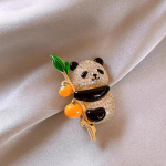 Hiina stiilis hurma Ruyi kivist v&auml;ikesed panda prossid naistele riided mantlid aksessuaarid kingitus