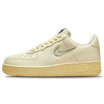 Nike Air Force 1 07 LX Coconut Milk Naiste Tossud Kreemjas Sidruni-pesu Hele-vanill DO9456-100 36.5