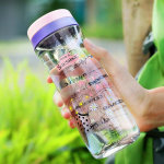 UZSPACE kaasaskantav veepudeli t&uuml;druk koos s&auml;ilituspilliga tee-kohvikarp 520 ml lekkekindel spordipudel Tritan BPA 501-600ml