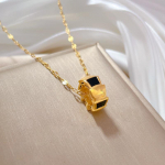 Geomeetrilise ringikujulise ripatsiga kaelakee naistele 2023. aasta uus roostevabast terasest ketiga kaelakee moepeoehted