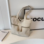 Suure mahutavusega l&otilde;uendist kott Naiste lapiline &otilde;lakott must