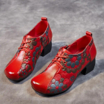 Johnature tr&uuml;kitud naiste kingad ehtsast nahast retro etnilises stiilis &uuml;mmarguse varbaga paksu kontsaga pehme talla pumbad 41 punane