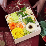 Soap Flower ,Roses Bath Soap, Floral Scented, in Gift Box, Essential Oil Rose for Mother lilla