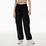 Naiste laiad jalad fliisist dressip&uuml;kstega vabaaja k&otilde;rge v&ouml;&ouml;kohaga kottis dressip&uuml;ksid Boyfriend Jogger p&uuml;ksid taskutega p&uuml;ksid L must