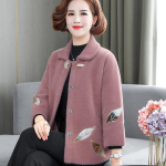 Soe naaritsa imitatsiooniga kasukas keskealistele naistele s&uuml;gisel XXL roosa