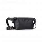 Meeste crossbody kott Ehtsast nahast Nahast Premium nahast Nahast &otilde;lakott must