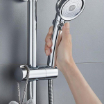 Vannitoa tarvikud 360&deg; p&ouml;&ouml;rlemine 18-25 mm Reguleeritav du&scaron;ipea hoidja Du&scaron;ihoidiku klamber Du&scaron;ipea siini liugklamber