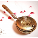 Dhoop Dani Dhuni Loban p&otilde;leti, L&auml;bim&otilde;&otilde;t 4.3(Metall, &Uuml;mmargune, Kuldne)