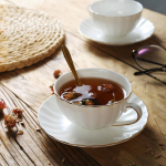 Inglise p&auml;rastl&otilde;unatee tassid kohvitassid ja alustassid restoran Cup Set Gift