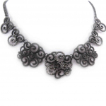 NOA [J8621] - Collier Cr&eacute;ateur 'Sissi' noir must
