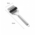 Roostevabast terasest k&auml;sitsi nuudlil&otilde;ikur Spagettide rullimine Pastapressi pressimismasin K&ouml;&ouml;k &scaron;alottsibula nuga toiduvalmistamise tarvikud
