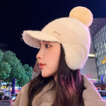 Naiste talvine kootud nokam&uuml;tsi ja salli komplekt &ndash; hubane fliisvoodriga, k&otilde;rvakaitse One size must